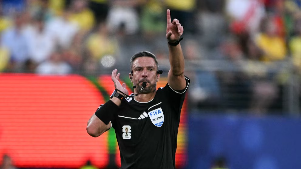 La FIFA confirmó al árbitro de la final del Mundial entre Argentina y España