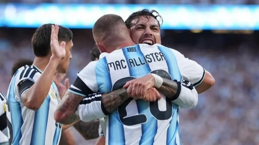 Argentina definió la camiseta que usará en la final del Mundial ante España
