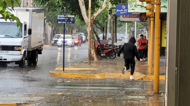 El tiempo dará otro giro en San Juan: anuncian lluvias y viento para este sábado