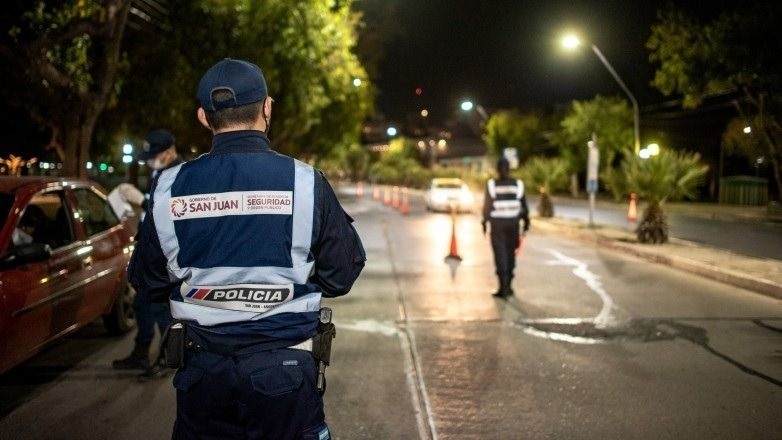 La Policía encuentra en Sarmiento una moto robada hace 12 años