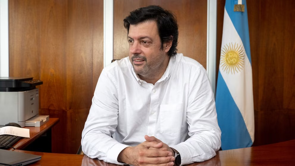 El Gobierno cambia al secretario de Ciencia y Tecnología y Santilli gana poder