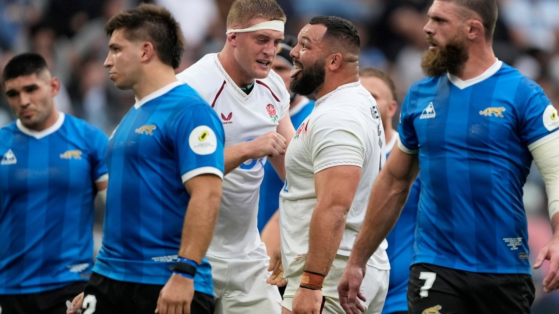 Con polémica sobre el final, Los Pumas cayeron ante Inglaterra 