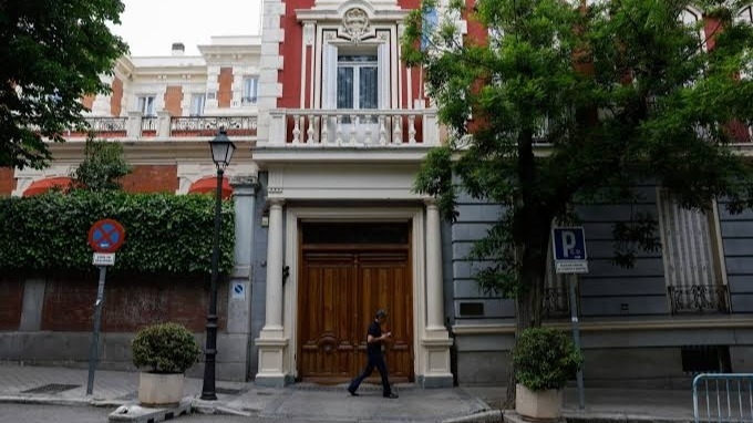Fuerte operativo en la embajada argentina en España por la final