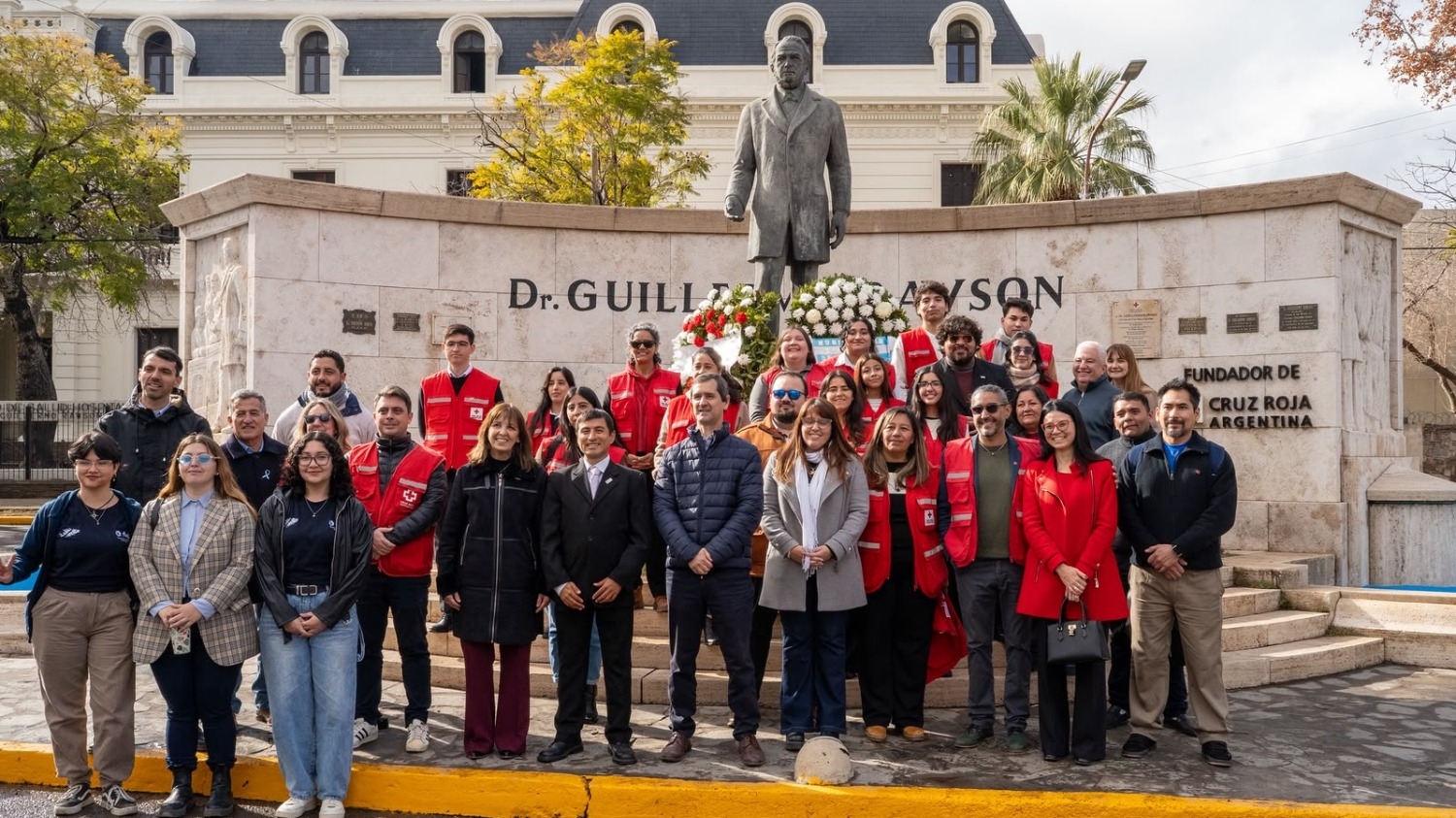 Capital celebró 120 años de Cruz Roja con acuerdo para capacitar barrios