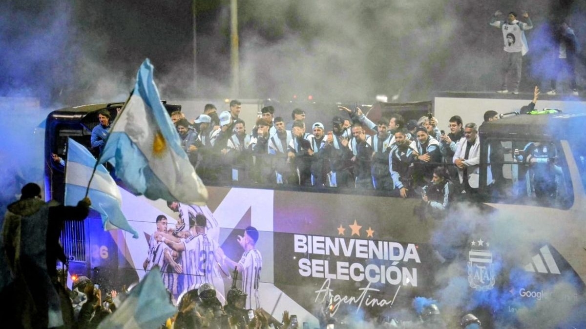 Chiqui Tapia propuso un homenaje para la Selección tras ser subcampeona
