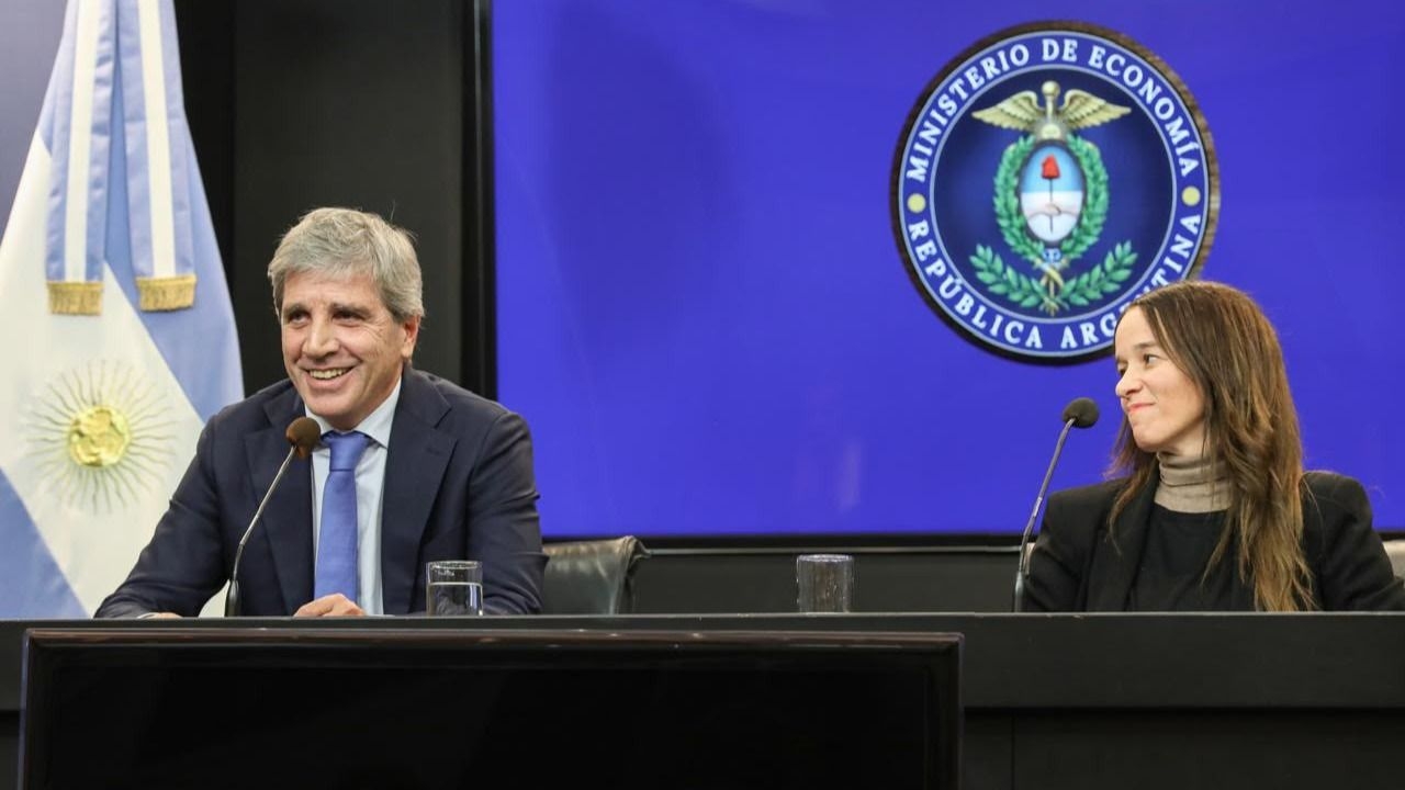 Caputo enviará una ley para reforzar la Inocencia Fiscal