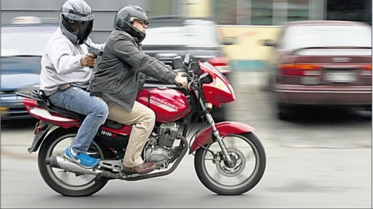 En Chimbas, motochorros robaron más de $500.000 a un cobrador