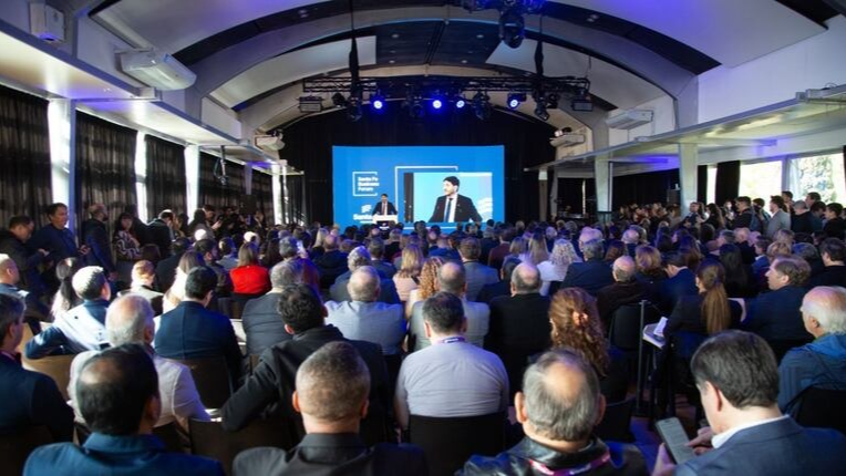 Convocan a empresas sanjuaninas a un foro internacional de negocios