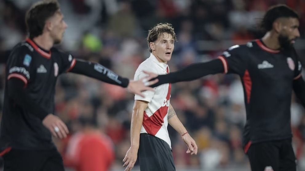 Barracas le pegó una paliza a River por 1 a 0 en el Torneo Clausura