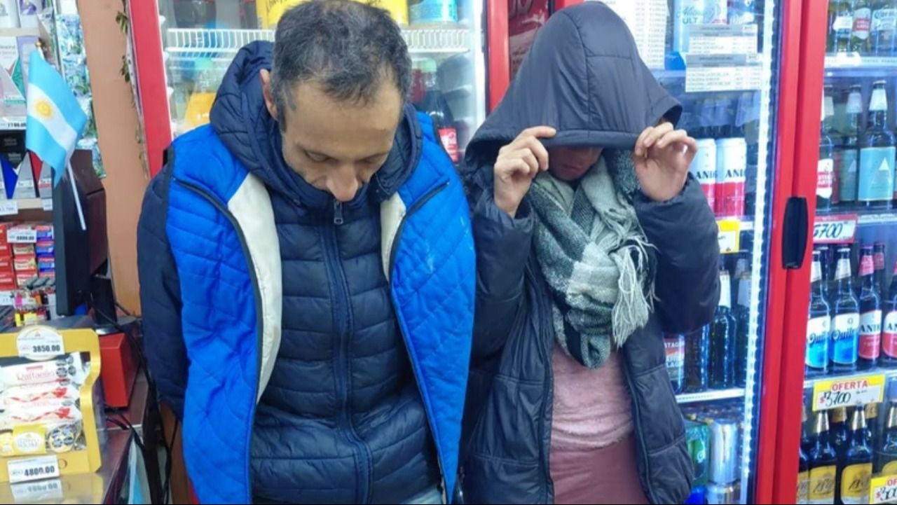 Una pareja intentó robar fiambre de un supermercado y terminaron condenados