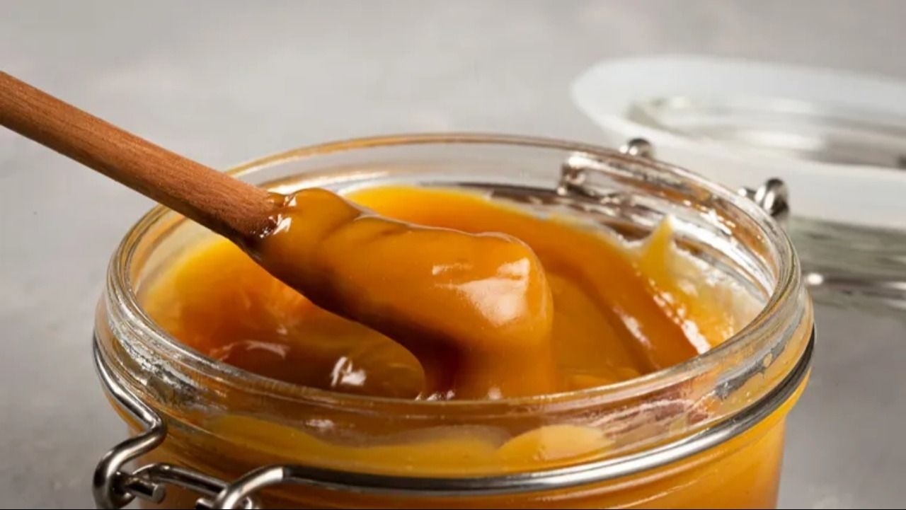 El truco para preparar dulce de leche sin azúcar cremoso y casero