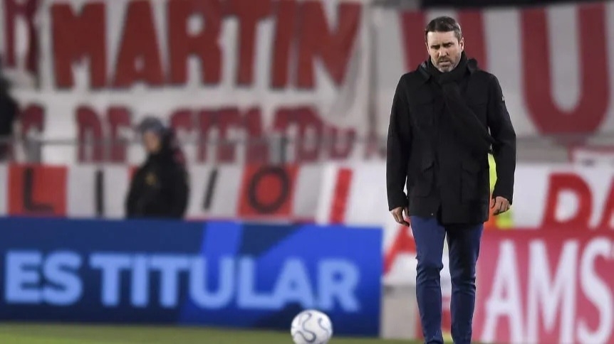 Chacho Coudet y la dirigencia de River en crisis por un insólito motivo