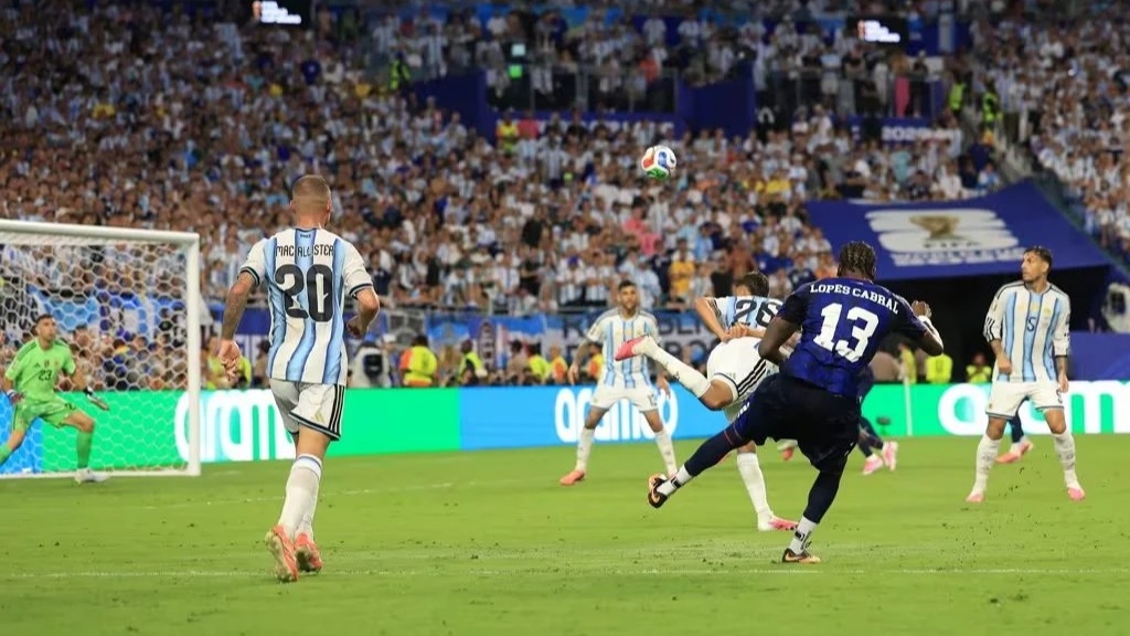 El gol de Sidny López Cabral a Argentina fue elegido el mejor del Mundial