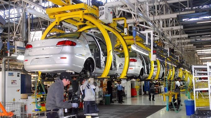 La industria volvió a caer en junio y la UIA alertó por el bajo nivel de actividad