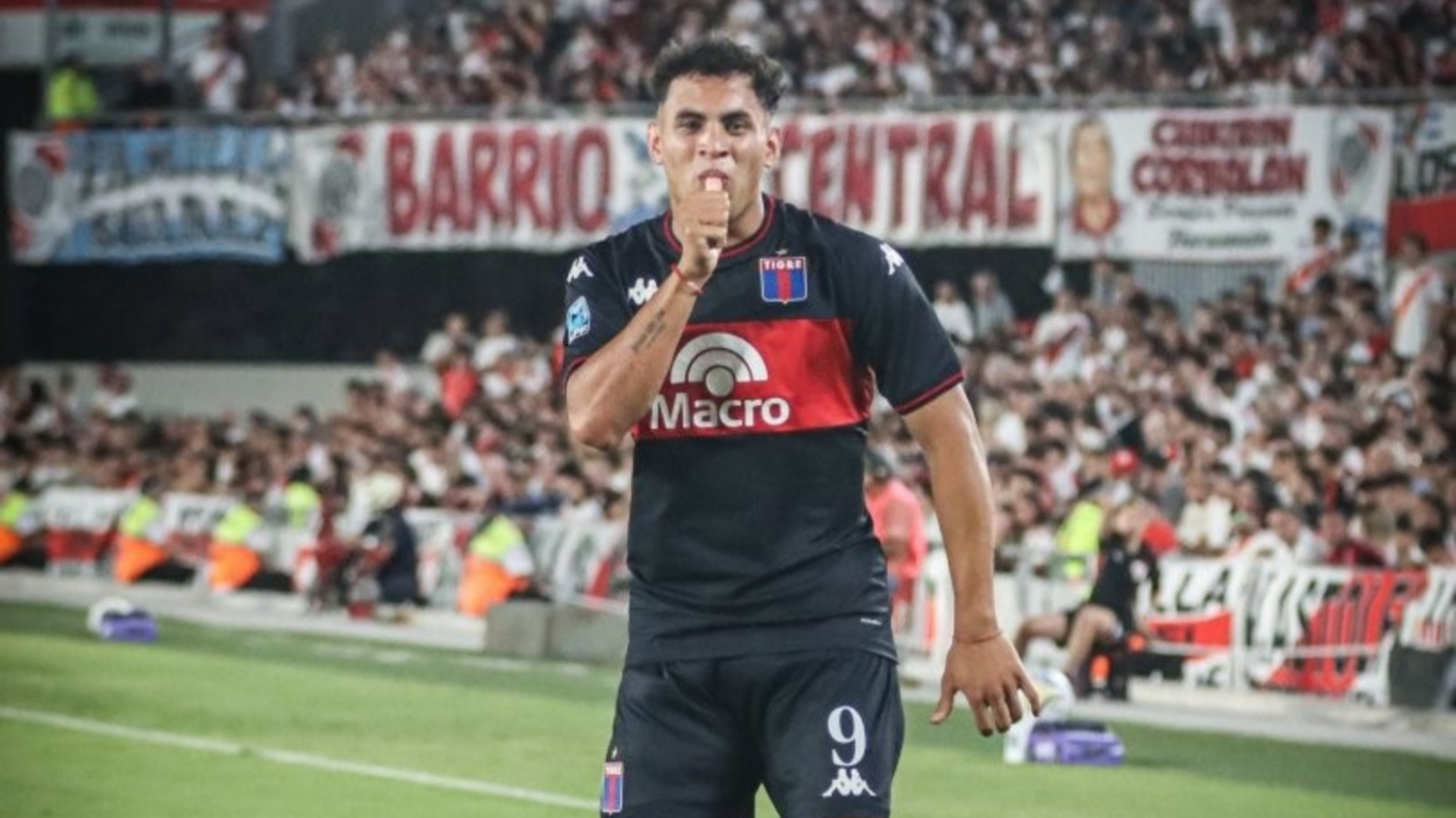 La cifra récord que Tigre le pidió a Boca para vender a David Romero