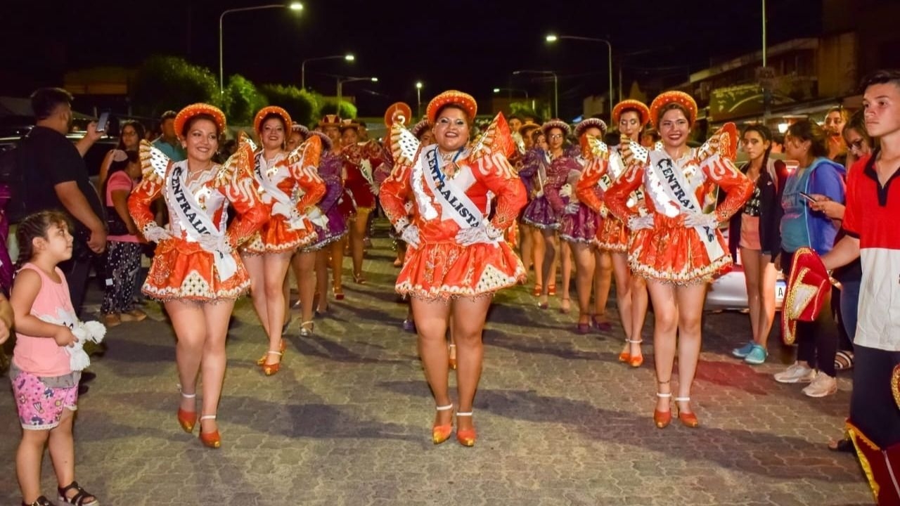 Fiesta de la Virgen de Copacabana en San Juan: 40 años de devoción, danzas y fe de la comunidad boliviana