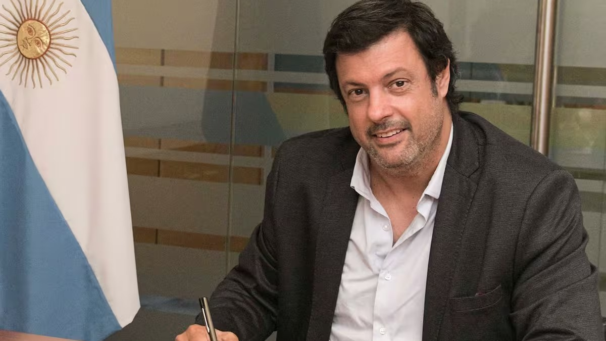 Santilli echó al secretario de Innovación y suma otro cambio en el Gobierno