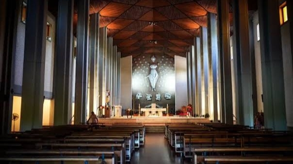 Preparan la Catedral para despedir a las víctimas, a la espera de confirmación
