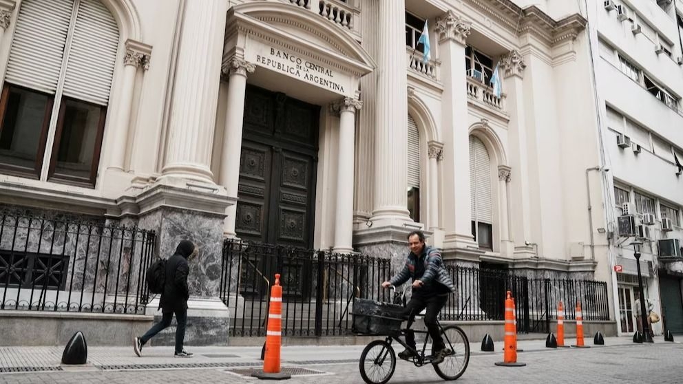 El Banco Central volvió a comprar dólares y superó los USD 2.000 millones en julio