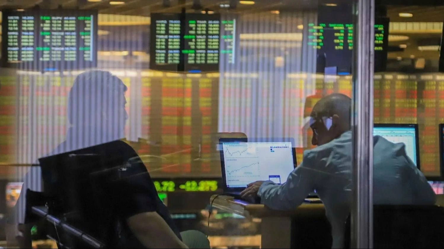 Cayeron los bonos argentinos y el riesgo país se ubicó en 445 puntos básicos