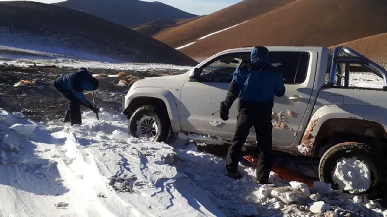 Cuáles son las provincias afectadas por nevadas y el viento Zonda