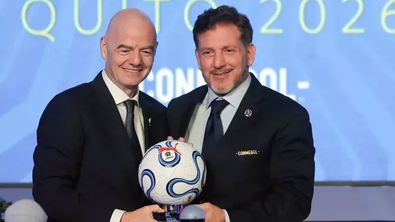 Conmebol respaldó a Infantino en la disputa por el futuro del Mundial