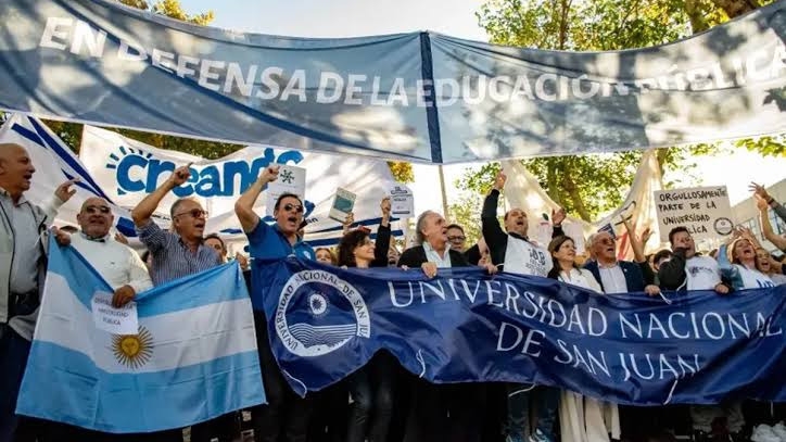 Docentes universitarios adhieren al paro nacional del lunes 3 de agosto