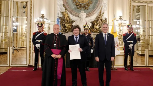 Crece la expectativa por la visita de León XIV tras un gesto de Milei