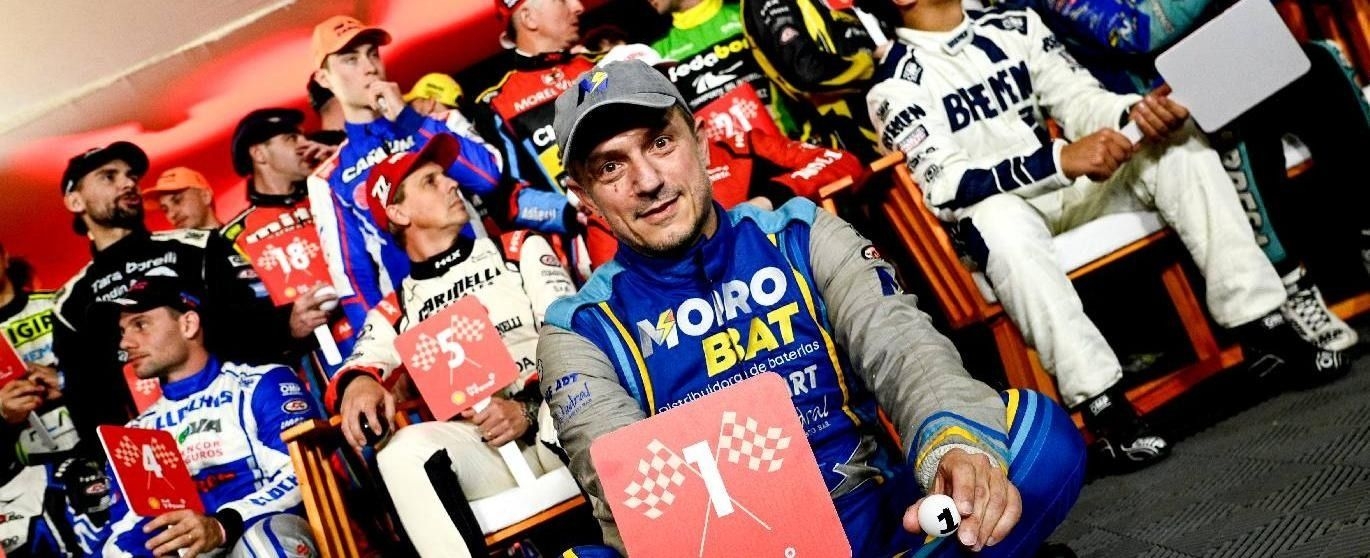 Sebastián Abella largará en primer lugar con su Ford Mustang en el circuito Villicum