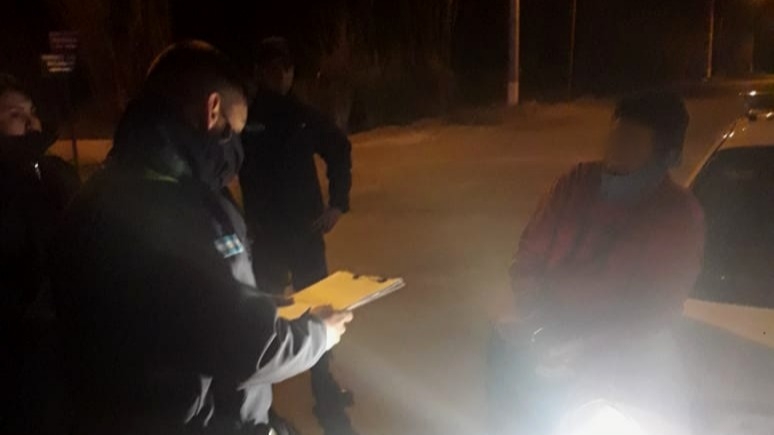 Llegó borracho a su casa y golpeó a su mujer e hija: terminó preso 