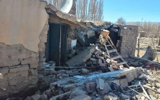 Una familia iglesiana perdió todo luego de que se les derrumbara la casa