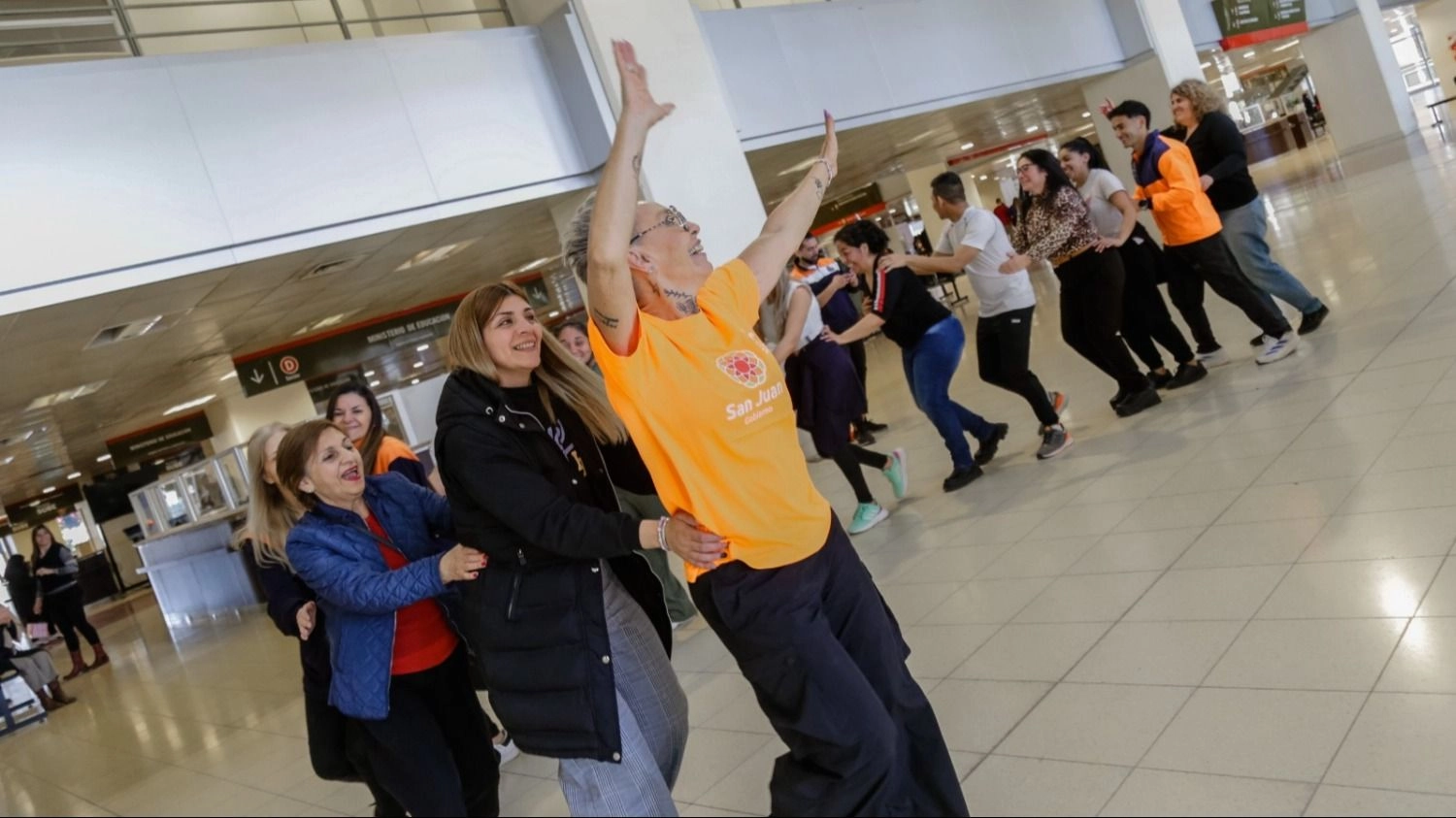 Centro Cívico realizó su primera pausa activa con el programa Activate Tour