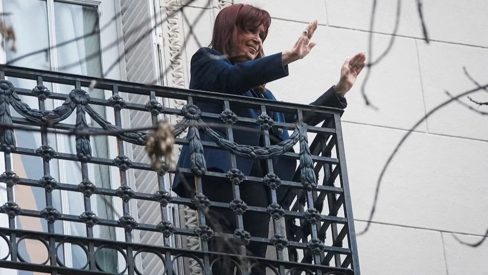 Vence el plazo para que Cristina Kirchner y el resto de los condenados paguen el decomiso