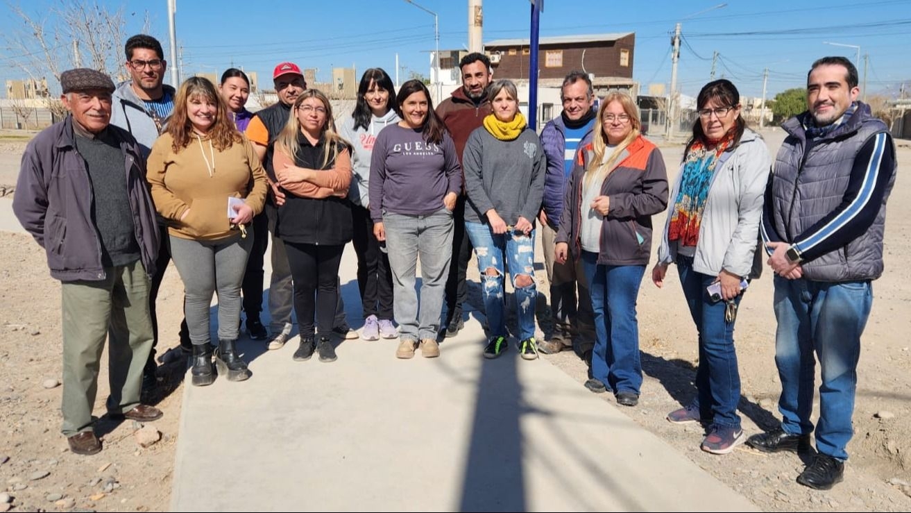 Vecinos del Barrio AMED exigen cloacas tras años de promesas incumplidas