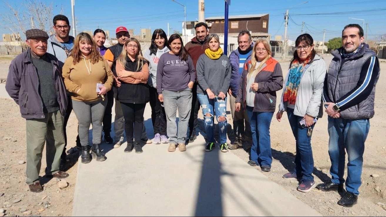 Vecinos del Barrio AMED exigen cloacas tras años de promesas incumplidas