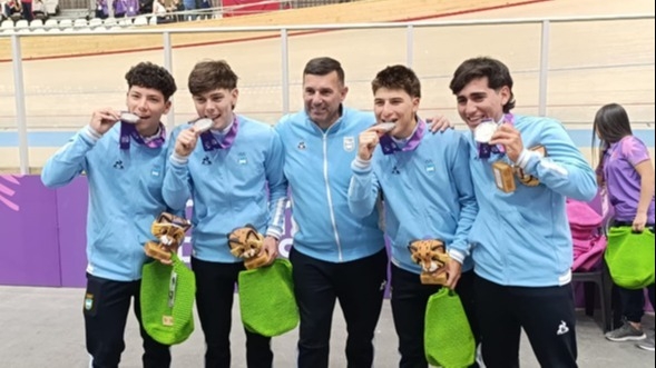 Ramiro Videla ganó la plata y Ludmila Aguirre acarició el bronce en ciclismo en pista.