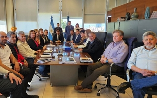 Nueva reunión clave entre docentes y Gobierno en San Juan