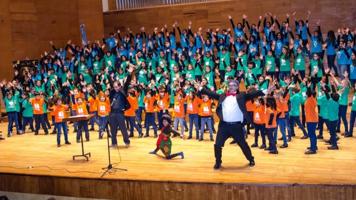 Voces de Argentina y Chile se unen en el festival de coros en San Juan