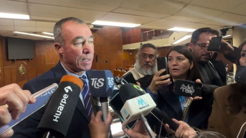 Una encuesta, clave para definir los nombres del orreguismo para las legislativas