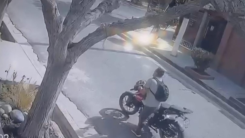 Cayó por robo de moto: vecinos lo detuvieron y lo entregaron a la policía