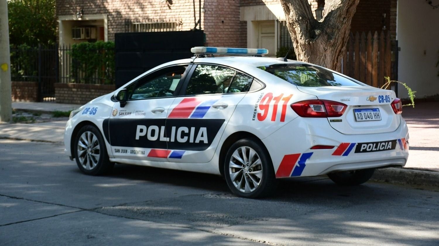Un menor y un joven cayeron tras una balacera en Rivadavia