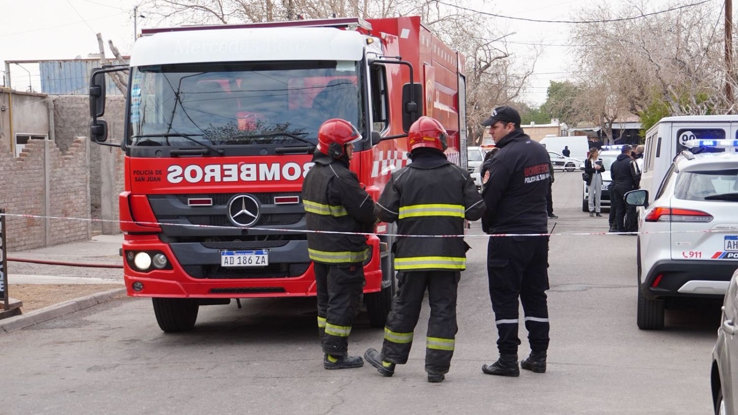 Incendio en Capital: un hombre mayor murió tras el fuego en su vivienda