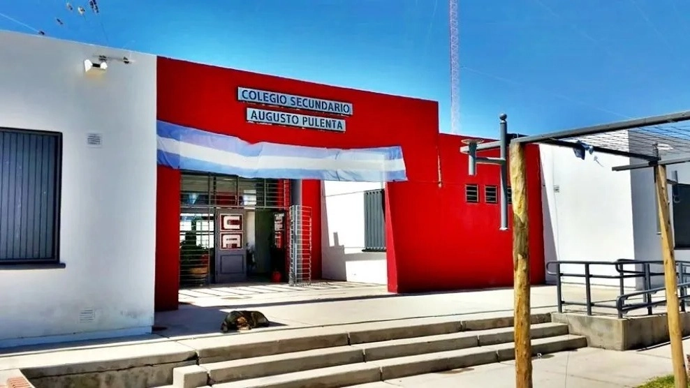 Amenaza de bomba en San Martín: evacuaron la escuela Augusto Pulenta