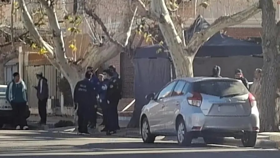 Un hombre de Capital salió a correr, se desplomó y murió en la vereda