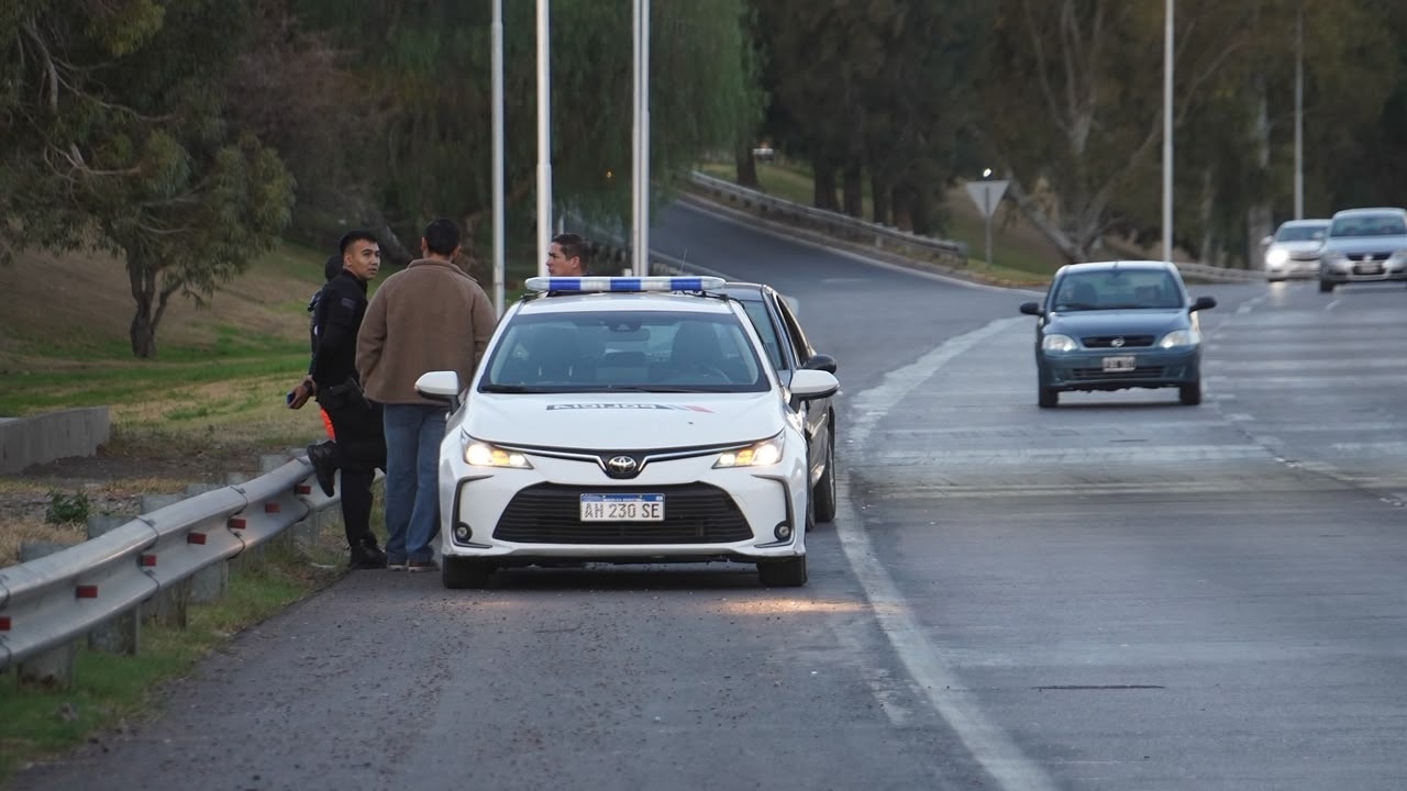 Dos autos protagonizaron un accidente en plena Circunvalación