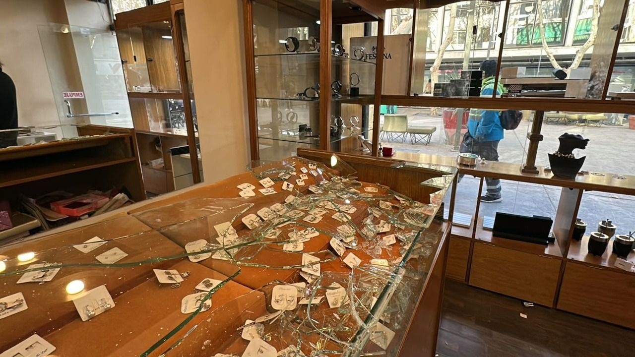 Así fue el millonario robo a una joyería en plena peatonal sanjuanina