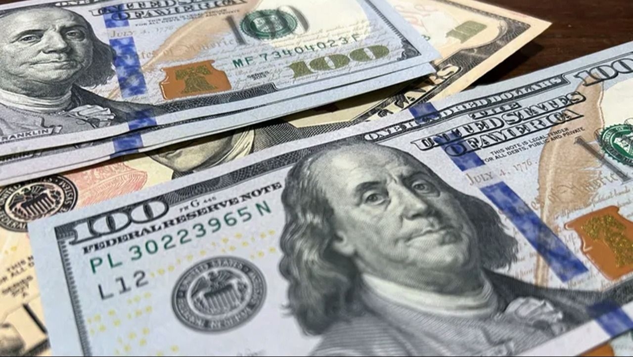 El dólar oficial abrió agosto a $1.510 en el Banco Nación