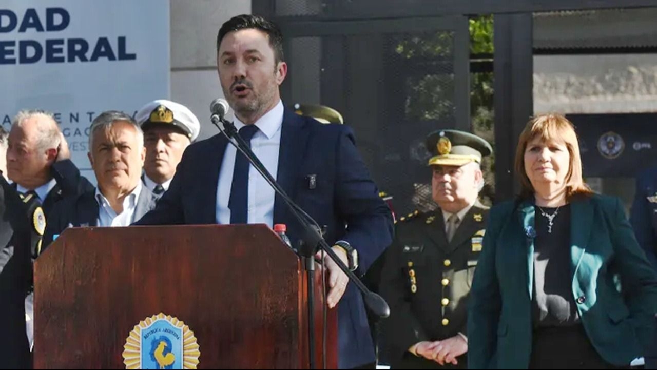 Intento de robo a Luis Petri: demoraron a cinco personas