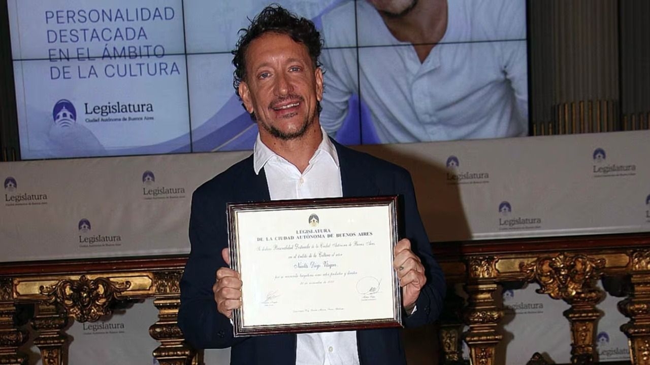 Nicolás Vázquez fue distinguido como Personalidad Destacada de la Cultura