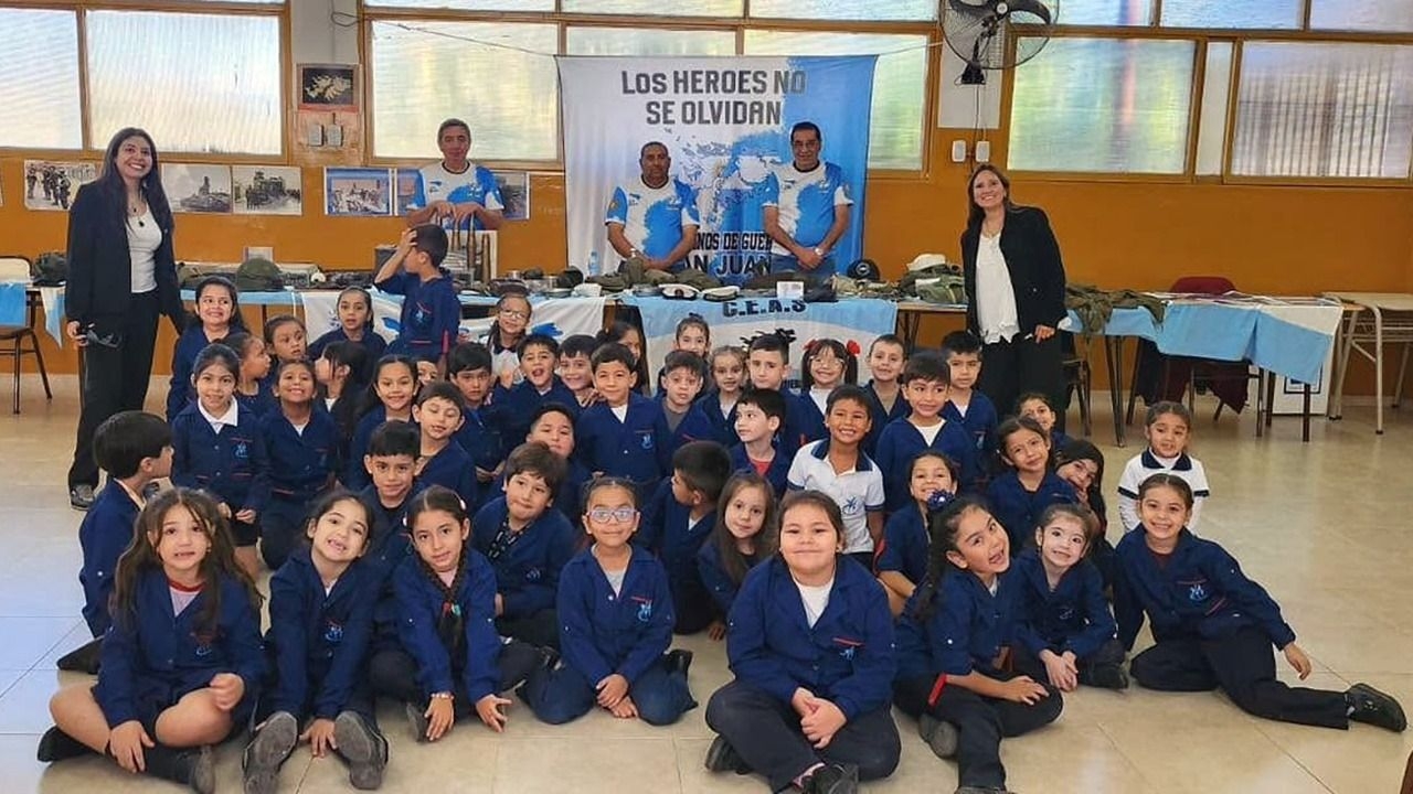 Malvinas va a tu Escuela: más de 3.200 estudiantes escucharon a veteranos